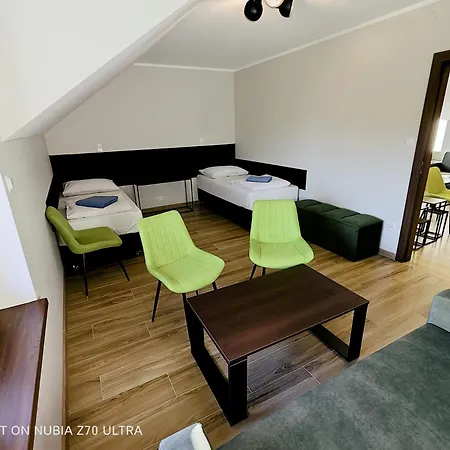 Zywiec Holidays - I - Sauna - Game - Gry Tv Play Station, Bilard, Lotki, Pilkarzyki - Sala Integracyjna - Mozliwosc Zorganizowania Przyjecia Nawet Dla 27 Osob Guest house