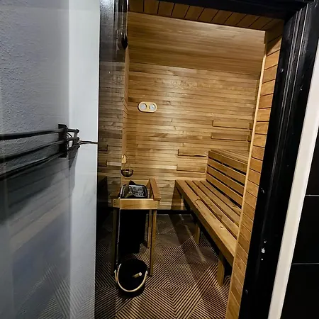 Guest house Zywiec Holidays - I - Sauna - Game - Gry Tv Play Station, Bilard, Lotki, Pilkarzyki - Sala Integracyjna - Mozliwosc Zorganizowania Przyjecia Nawet Dla 27 Osob