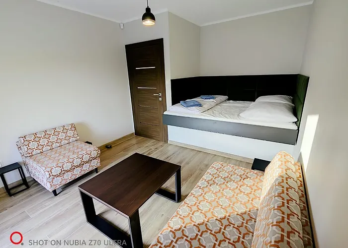 Zywiec Holidays - I - Sauna - Game - Gry Tv Play Station, Bilard, Lotki, Pilkarzyki - Sala Integracyjna - Mozliwosc Zorganizowania Przyjecia Nawet Dla 27 Osob Penzion Gilowice (Zywiec)