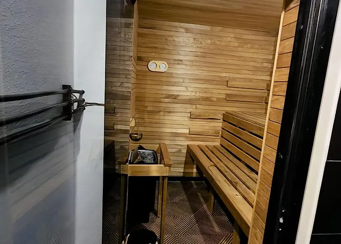 Penzion Zywiec Holidays - I - Sauna - Game - Gry Tv Play Station, Bilard, Lotki, Pilkarzyki - Sala Integracyjna - Mozliwosc Zorganizowania Przyjecia Nawet Dla 27 Osob