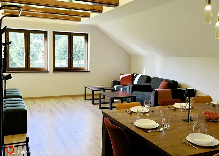 Zywiec Holidays - I - Sauna - Game - Gry Tv Play Station, Bilard, Lotki, Pilkarzyki - Sala Integracyjna - Mozliwosc Zorganizowania Przyjecia Nawet Dla 27 Osob Penzion 3*