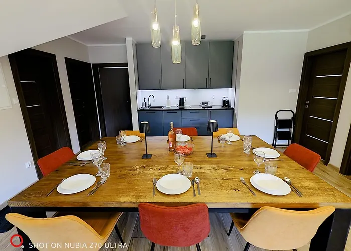 Penzion Zywiec Holidays - I - Sauna - Game - Gry Tv Play Station, Bilard, Lotki, Pilkarzyki - Sala Integracyjna - Mozliwosc Zorganizowania Przyjecia Nawet Dla 27 Osob 3*