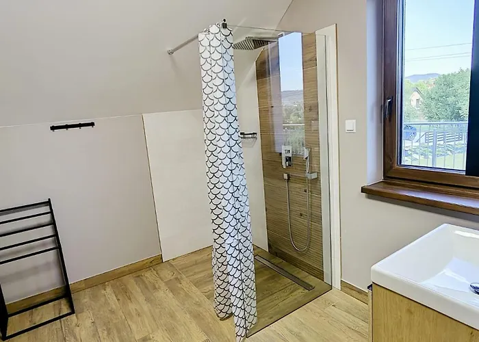 Penzion Zywiec Holidays - I - Sauna - Game - Gry Tv Play Station, Bilard, Lotki, Pilkarzyki - Sala Integracyjna - Mozliwosc Zorganizowania Przyjecia Nawet Dla 27 Osob Gilowice (Zywiec)