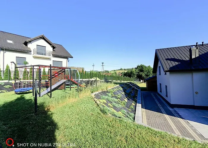 Penzion Zywiec Holidays - I - Sauna - Game - Gry Tv Play Station, Bilard, Lotki, Pilkarzyki - Sala Integracyjna - Mozliwosc Zorganizowania Przyjecia Nawet Dla 27 Osob