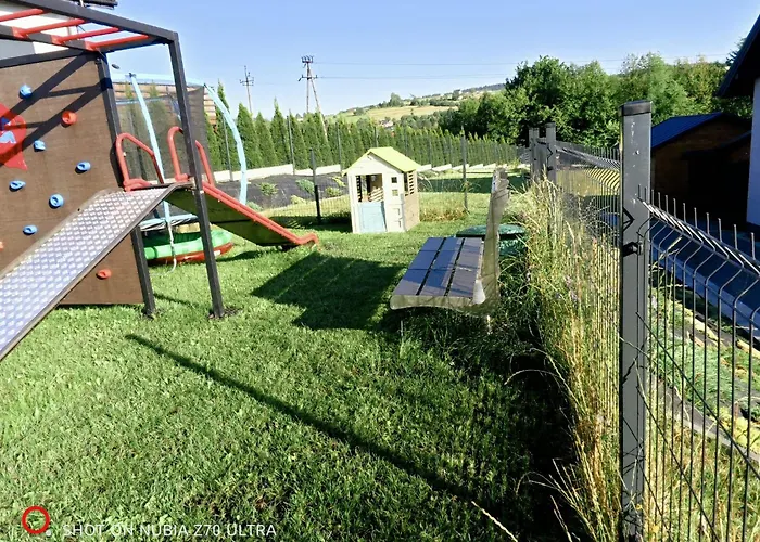 Zywiec Holidays - I - Sauna - Game - Gry Tv Play Station, Bilard, Lotki, Pilkarzyki - Sala Integracyjna - Mozliwosc Zorganizowania Przyjecia Nawet Dla 27 Osob Penzion 3*