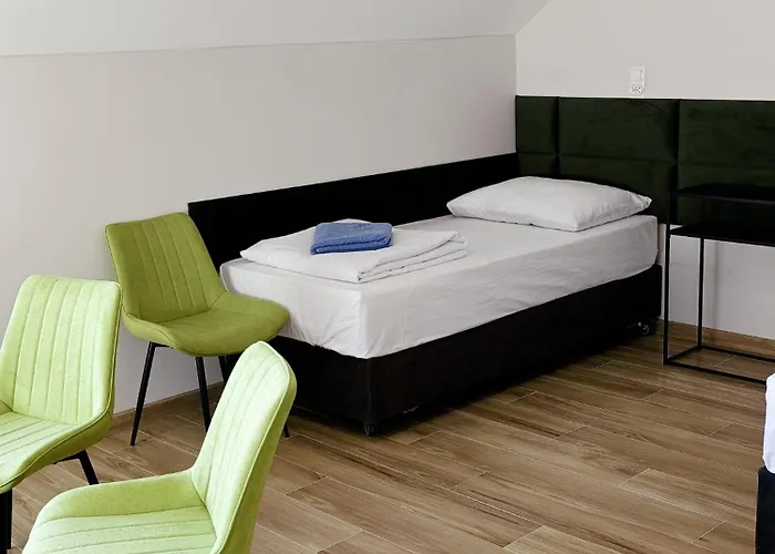 Zywiec Holidays - I - Sauna - Game - Gry Tv Play Station, Bilard, Lotki, Pilkarzyki - Sala Integracyjna - Mozliwosc Zorganizowania Przyjecia Nawet Dla 27 Osob Gilowice (Zywiec)