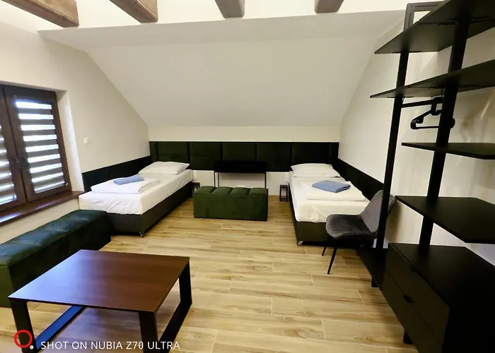 Zywiec Holidays - I - Sauna - Game - Gry Tv Play Station, Bilard, Lotki, Pilkarzyki - Sala Integracyjna - Mozliwosc Zorganizowania Przyjecia Nawet Dla 27 Osob 3* Gilowice (Zywiec)